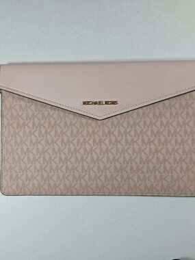 MICHAEL KORS ENVELOPE CLUTCH BLUSH PINK LARGE MONOGRAM HANDBAG PURSE NWOT NWOT
